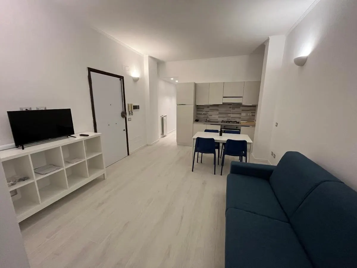 Apartment Appartamento Fronte Mare Lido di Ostia Italy